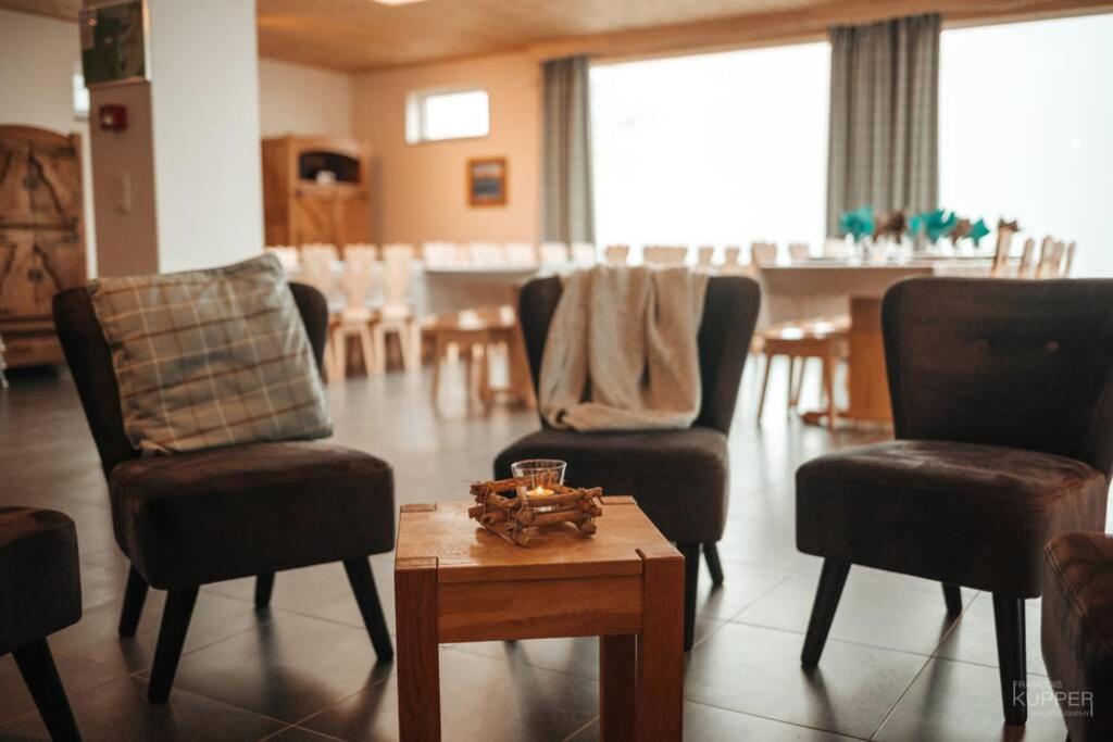 Les Loneux 27 Pers, - Vue Incroyable - Wellness, Billard, Cinema